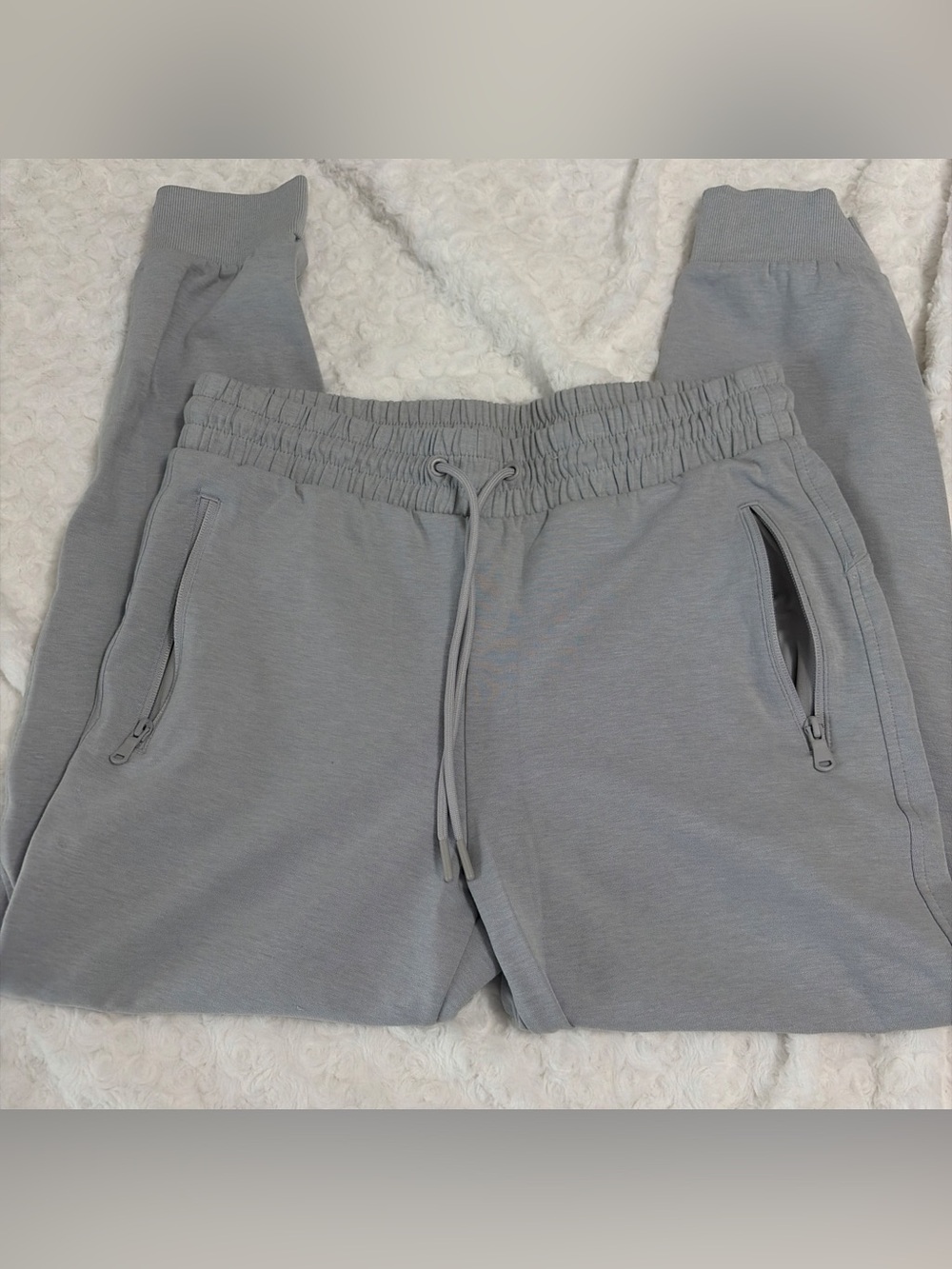 ♥️Old Navy Light Gray Women's Jogger Pants with Zipper Pockets